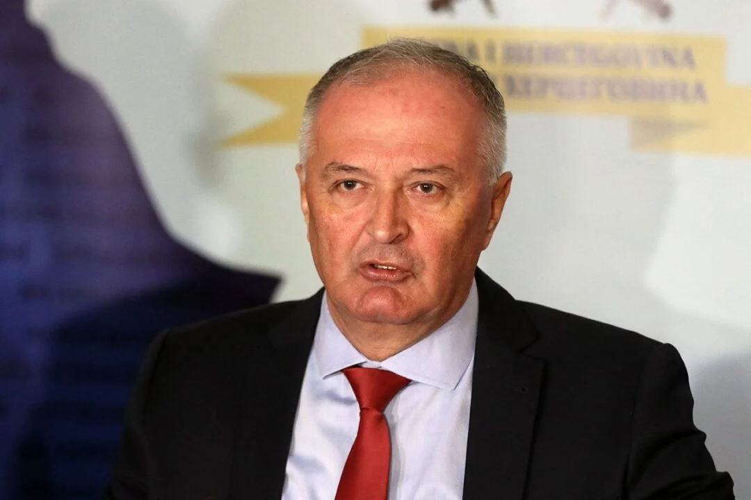 jajce-online_Zukan Helez: Knežević je i trebao salutirati himni Srbije