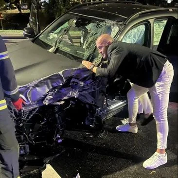 jajce-online_Darko Lazić i Katarina doživjeli tešku saobraćajnu nesreću: Auto smrskano, izvlačili ih vatrogasci
