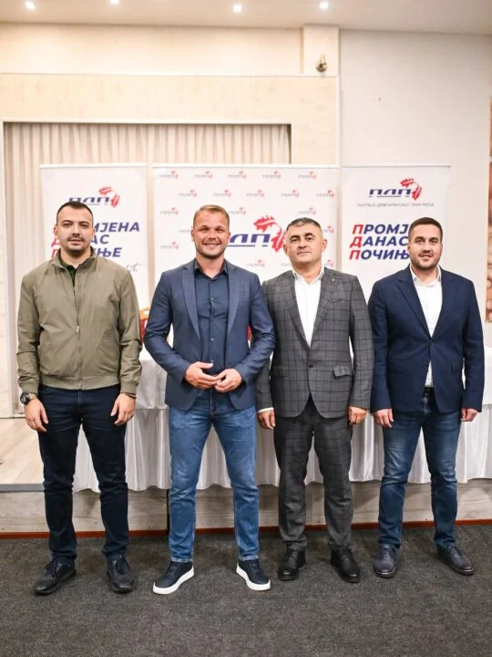 jajce-online_Stanivuković nastavlja napad na SDS, u Šipovu oteo odbornika koji je „napustio“ oca