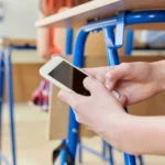 jajce-online_Kanton Sarajevo: Inicijativa za zabranu korištenja mobitela na nastavi