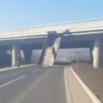 jajce-online_Vozio kamion s podignutom prikolicom, udario u nadvožnjak auto-puta kod Doboj-Juga