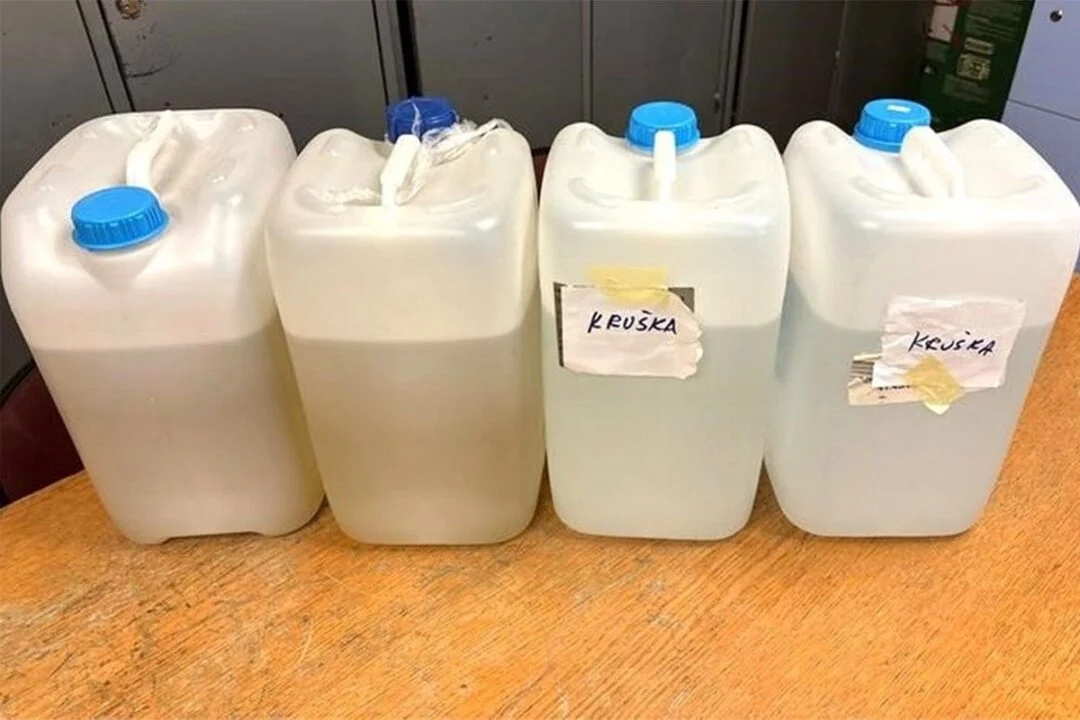 jajce-online_Vozaču iz Hrvatske prijeti zatvor zbog 40 litara rakije