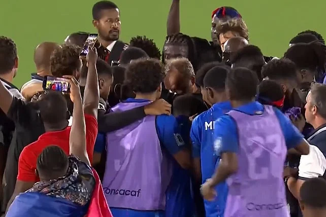 jajce-online_Na Svjetsko prvenstvo ide i reprezentacija koja godinama nije domaćin, bande kontrolišu grad i stadion