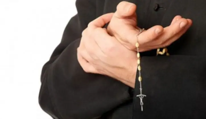 jajce-online_Svećenik iz Hrvatske zbog zlostavljanja djeteta dobio 3 godine i 10 mjeseci zatvora