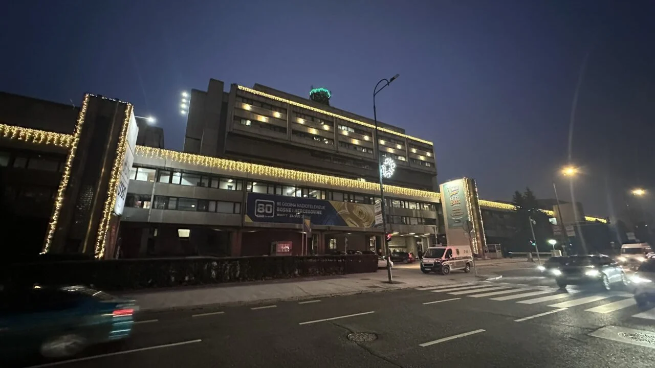 jajce-online_Nezavidan položaj BHRT-a održava se i na Redakciju savremenog programa